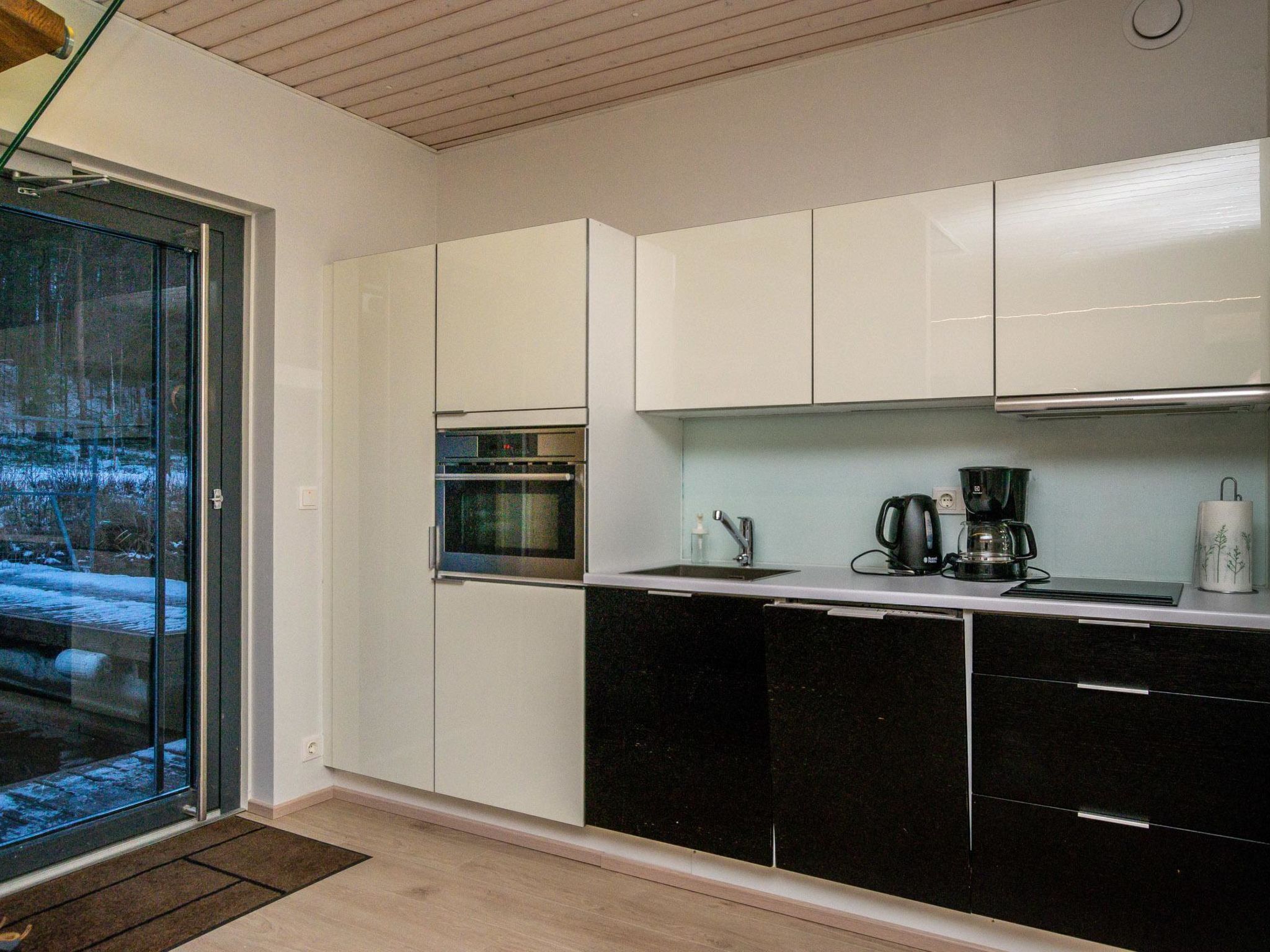 Réfrigérateur, micro-ondes, lave-vaisselle