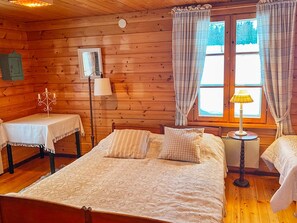 2 bedrooms