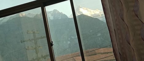 Standard Double Room | Mountain view