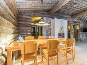 Inside other - Kaasavuoren ranta by Interhome (Naantali)