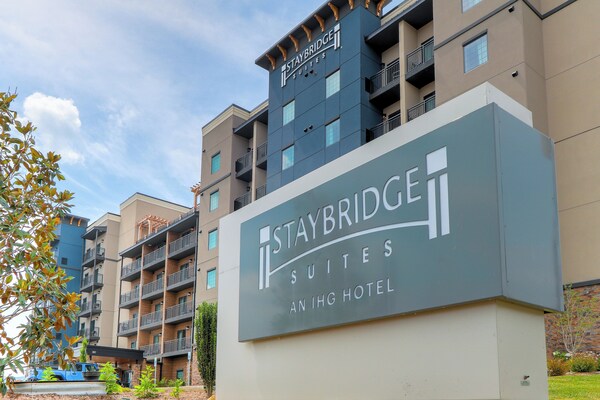 Staybridge Suites Pigeon Forge Smoky Mtns By Ihg - Gatlinburg, TN