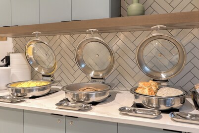 Staybridge Suites Pigeon Forge Smoky Mtns by IHG