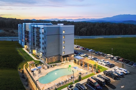 Property amenity. Staybridge Suites Pigeon Forge Smoky Mtns by IHG