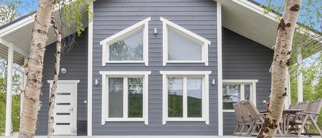 المنشأة من الخارج