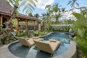 One Bedroom Wooden Villa | Piscina privata