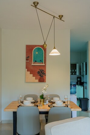 Dining - Exquisite and Amazing 2 Bedroom at Riverside Nairobi (Nairobi)