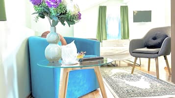 Hypo-allergenic bedding, soundproofing, free WiFi