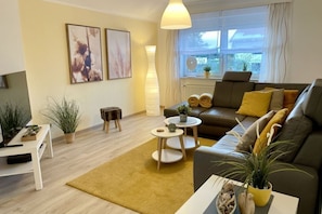 Smart TV, DVD player - Holiday apartment SonnenNest (Bad Wildungen\/ Odershausen)