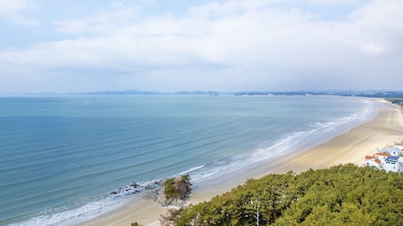 Exterior. Taean Atirans Beach Pension