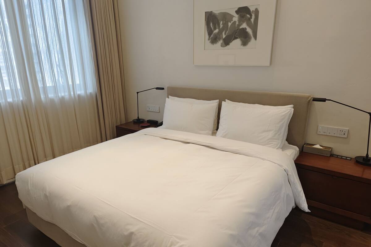 Habitación estándar | 1 dormitorio, minibar con artículos gratuitos, escritorio