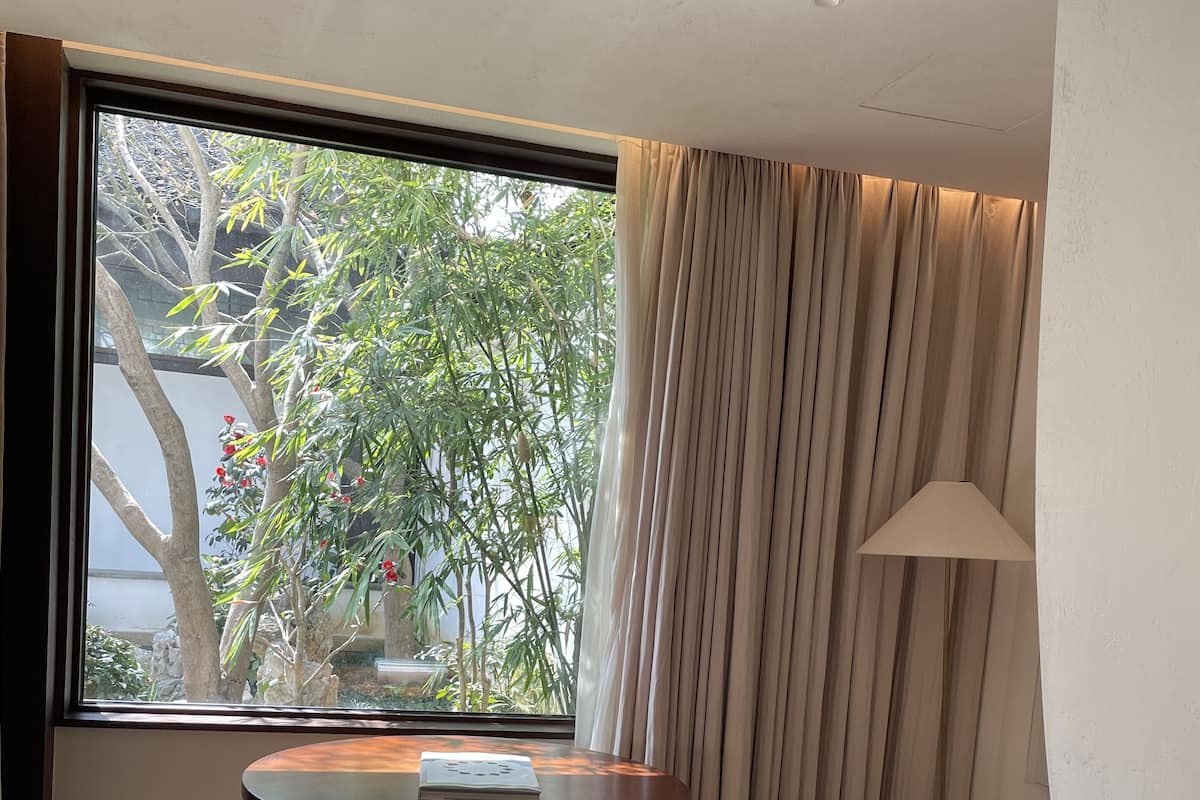 1 bedroom, free minibar, desk, free cots/infant beds