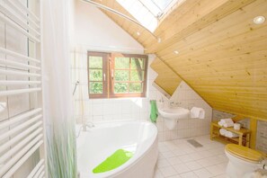 Bathroom - Holiday apartment Waldquartier Wackerberg (Kall)