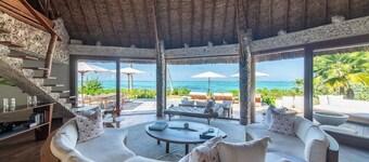 île Privée de 3 Villas en All-inclusive à Raiatea : MOTU NAO NAO