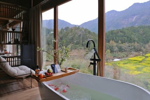 Zhiyuan. Wanwentang Homestay