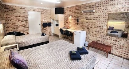 Gin Gin central motel