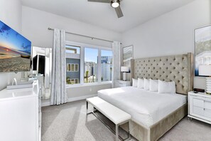 4 chambres, coffre-fort, fer et planche à repasser, lit de bébé portatif