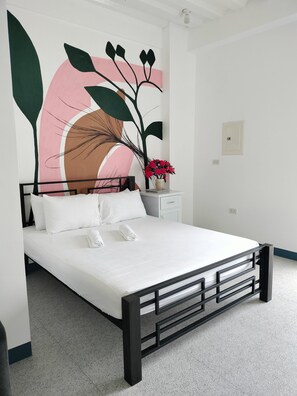 1 bedroom, free WiFi, bed sheets