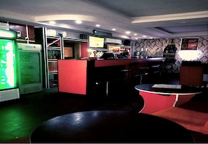 Bar (in der Unterkunft)