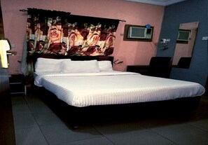 6 chambres, Wi-Fi, draps fournis