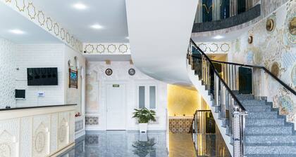 AYNIY HOTEL