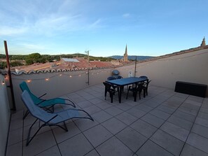 Outdoor dining - La Terrasse des Augustins (Limoux)