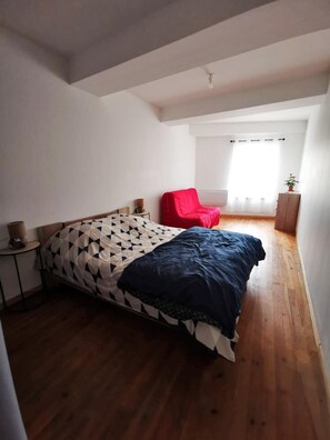 2 bedrooms, free WiFi, bed sheets