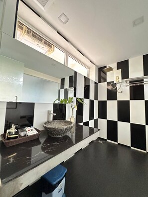 Bathroom - Angkor Sweet Night Hotel (Siem Reap)