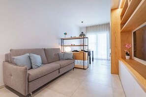 En 21-tommers smart-TV med digitale kanaler