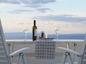 Exclusive Apartment, Sea View | Terrace/patio - The Palm Rock Finikia Santorini (Santorini)