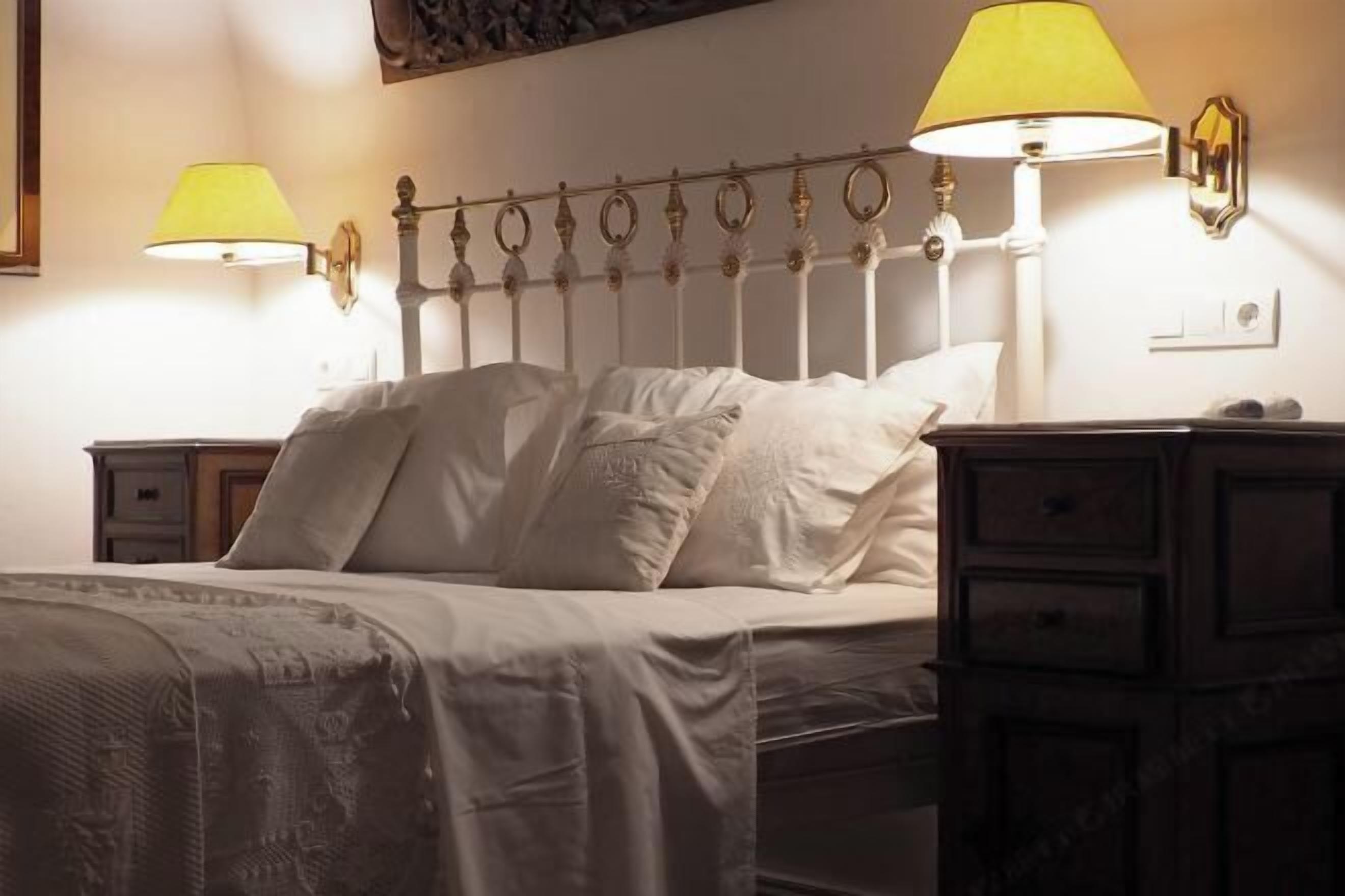 Individually decorated, individually furnished, desk, laptop workspace