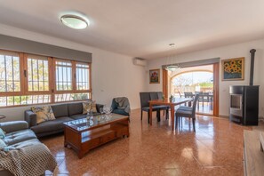 TV - Villa Benicolada - Costa CarpeDiem (Calpe)