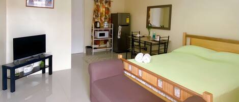1 bedroom, iron/ironing board, WiFi, bed sheets