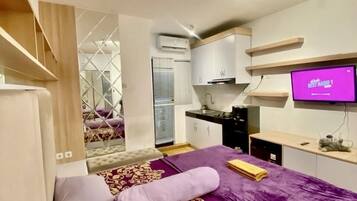 1 bedroom, free WiFi, bed sheets