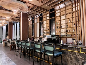 Bar (on property) - Luminor Hotel Legian Seminyak - Bali (Legian)