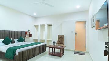 Deluxe Double Room | Premium bedding, memory-foam beds, free WiFi, bed sheets