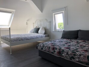 5 Schlafzimmer, Bügeleisen/Bügelbrett, WLAN, Bettwäsche