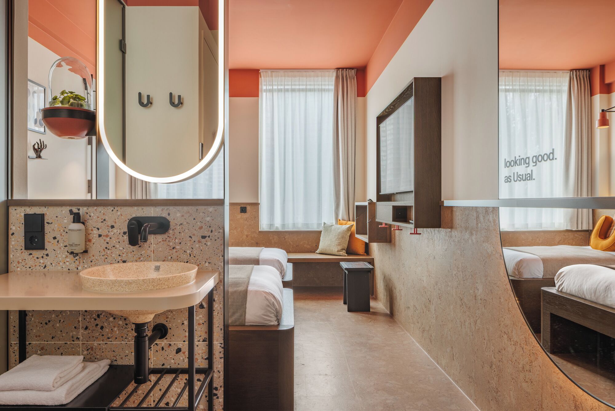 Premium bedding, soundproofing, iron/ironing board, free WiFi