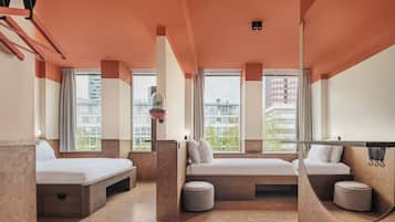 Habitació quàdruple familiar | Roba de llit d'alta qualitat i habitacions insonoritzades