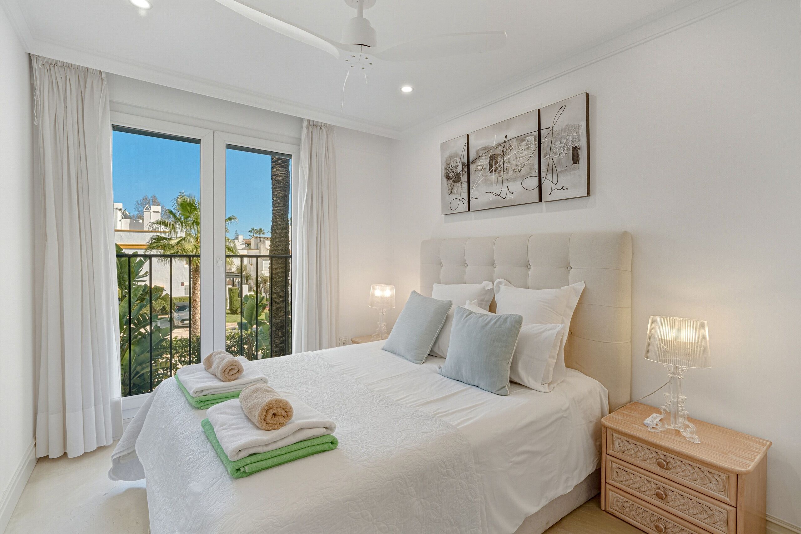 3 soverom, strykejern/-brett, wi-fi (inkludert) og sengetøy