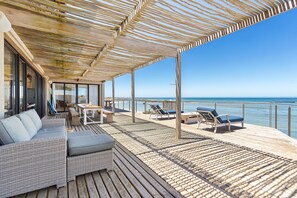 House (4 Bedrooms) | Front of property - Hangklip Villa (Pringle Bay)