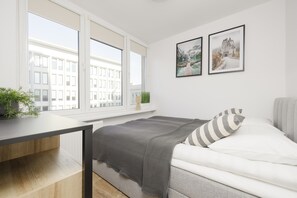 Apartment, 2 Bedrooms, Kitchen | 2 bedrooms, bed sheets - Grey Apartment Śródmieście by Renters (Warsaw)