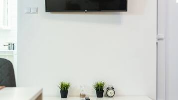 Comfort Apartment | 1 bedroom, iron/ironing board, free WiFi