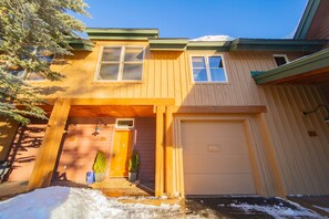 Casa adossada destacada, 3 dormitoris, banyera d'hidromassatge (Ski Tip Ranch 8716) | Exterior