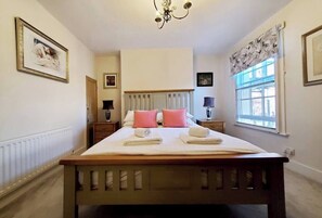 3 Schlafzimmer, Bügeleisen/Bügelbrett, kostenloses WLAN