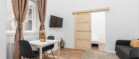 Comfort appartement | 1 slaapkamer, een strijkplank/strijkijzer, gratis wifi