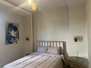 3 chambres, fer et planche à repasser, accès au Wi-Fi (inclus)
