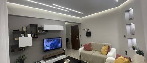 TV a schermo piatto, lettore DVD