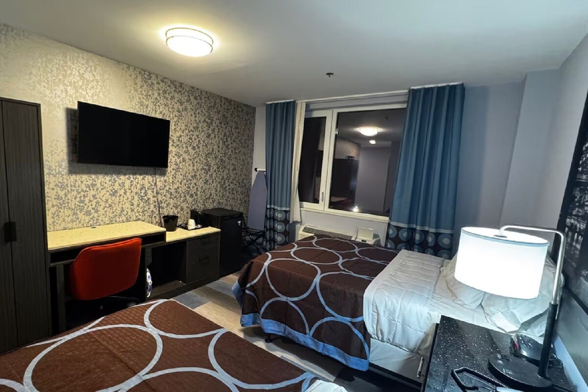 2 Double Beds, Mobility Accessible Room, Roll-In Shower, Non-Smoking
