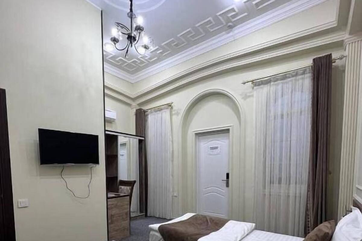 Standard Double or Twin Room | Laptop workspace, WiFi (free)