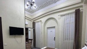 Standard Double or Twin Room | Laptop workspace, WiFi (free) - Art House (Tashkent)